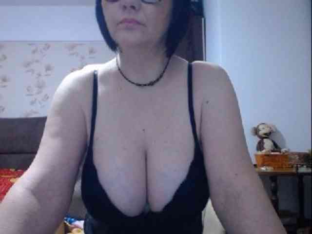 mary-x webcam
