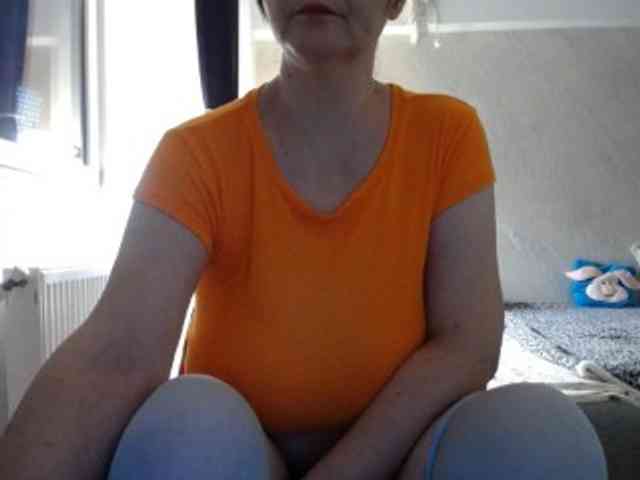 mary-x webcam