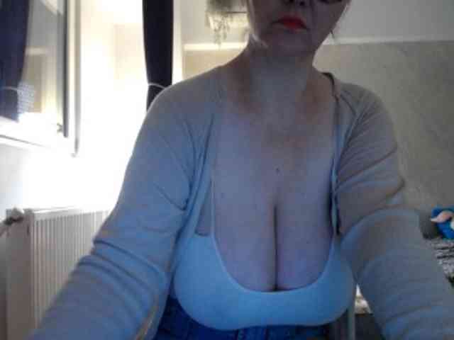 mary-x webcam
