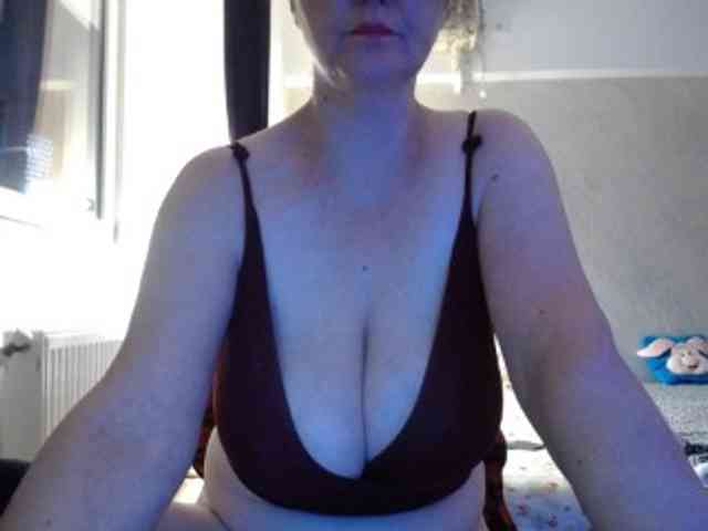 mary-x