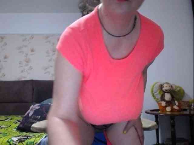 mary-x webcam