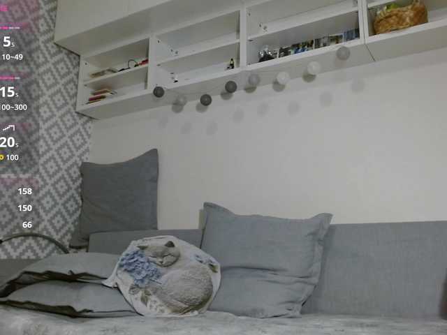 albinochka44 live cam on BongaCams