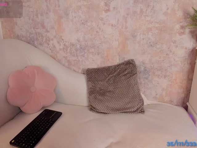 HOTbrunette69 live webcam show