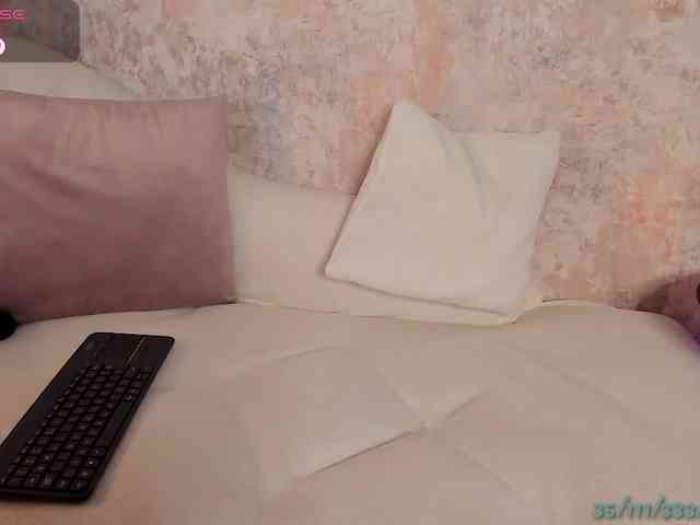 VanessaFox__ webcam