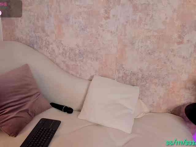 VanessaFox__ webcam