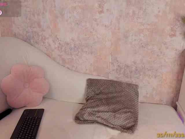VanessaFox__ webcam