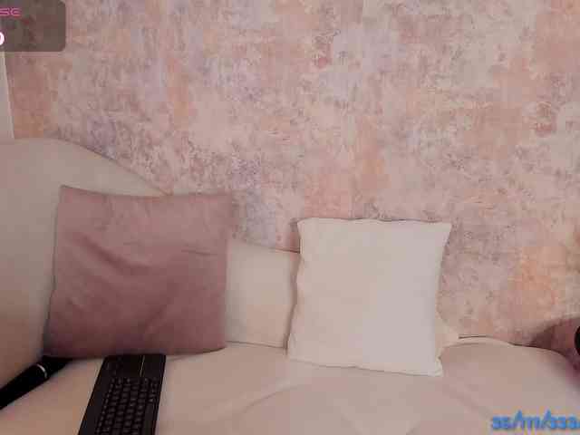 VanessaFox__ webcam