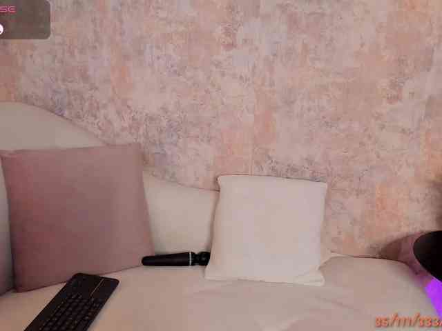 Dit model is nu live. HOTbrunette69