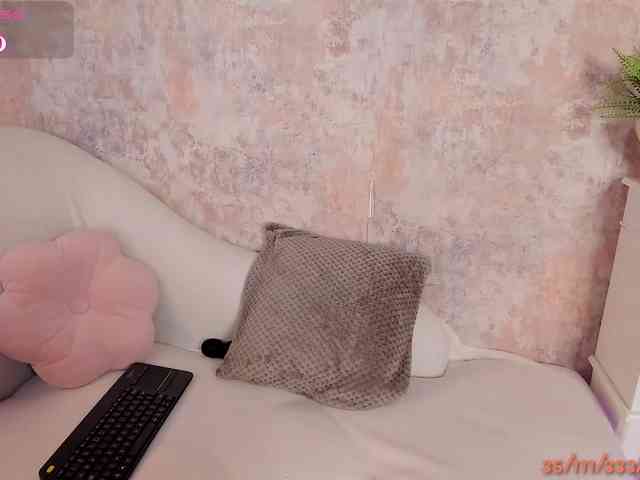 VanessaFox__ webcam