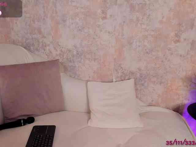 VanessaFox__ webcam