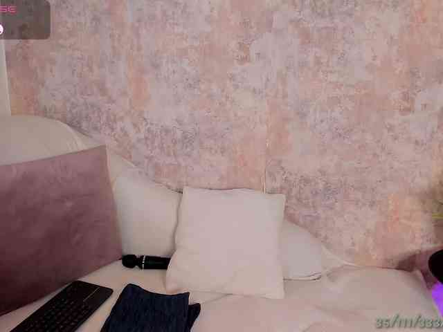 VanessaFox__ webcam