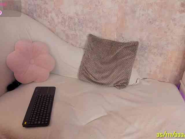 VanessaFox__ webcam