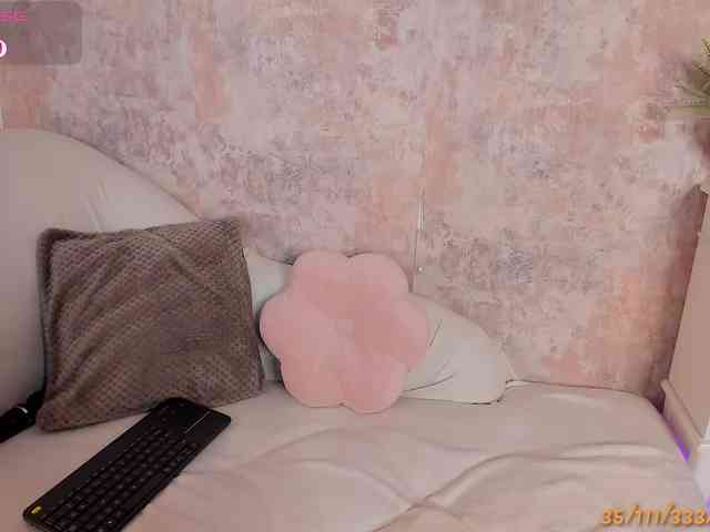 VanessaFox__ webcam