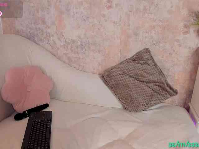 VanessaFox__ webcam