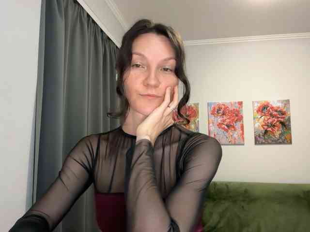 _lastochka_'s cam show statistics and live stream