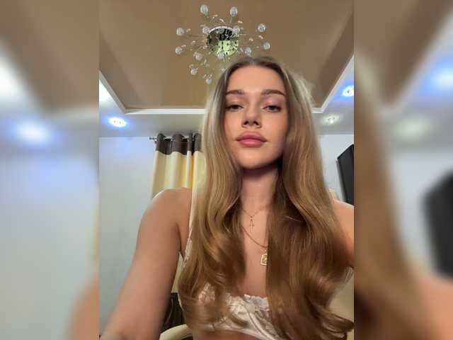KatrineStorm live cam on BongaCams