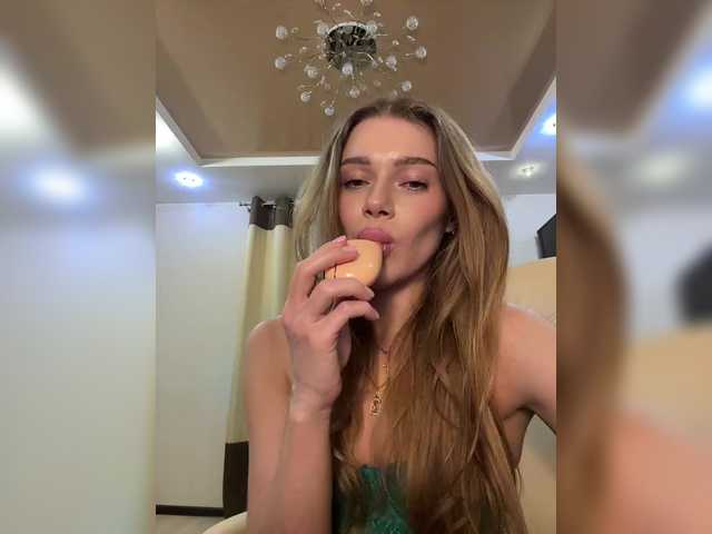 KatrineStorm live cam on BongaCams