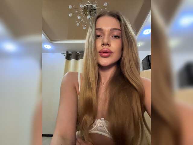 KatrineStorm live cam on BongaCams