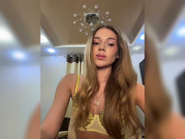 KatrineStorm live webcam show