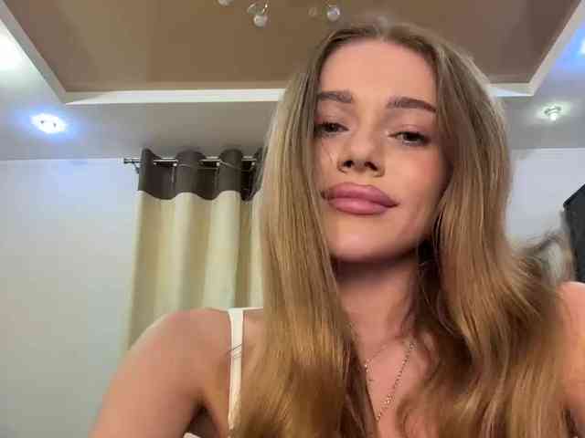 KATIOIIIA webcam