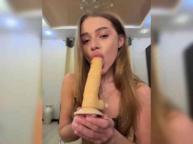 KATIOIIIA webcam
