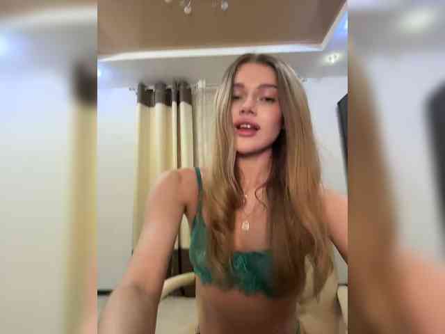 KATIOIIIA webcam