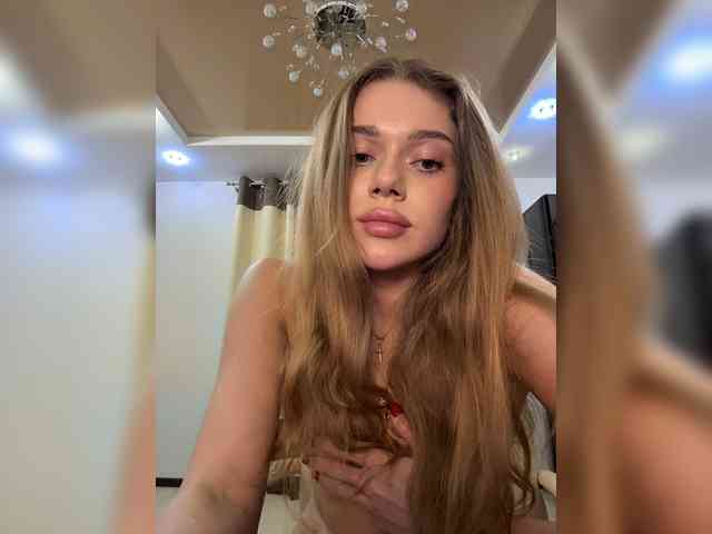 KATIOIIIA webcam