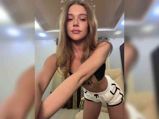 KATIOIIIA webcam