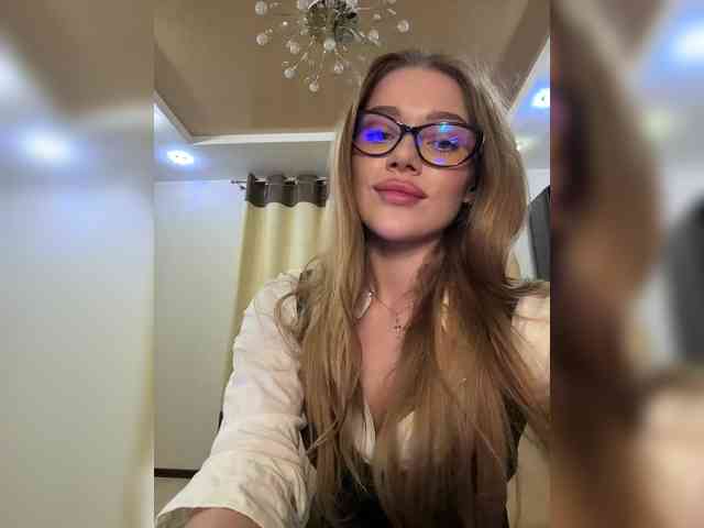 KATIOIIIA webcam