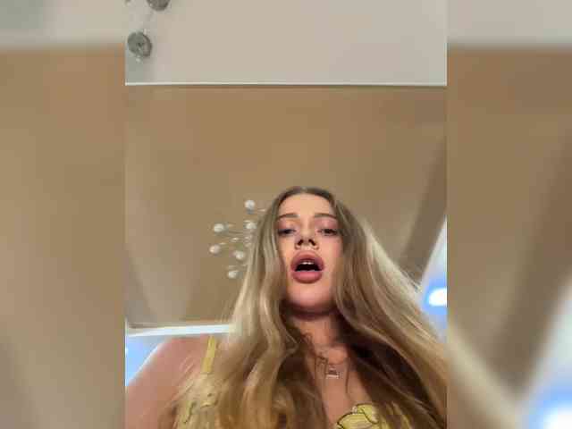 KATIOIIIA webcam