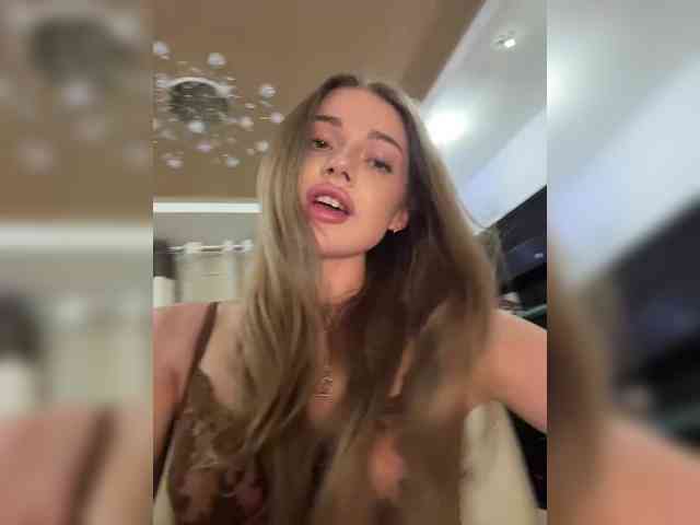 KATIOIIIA webcam