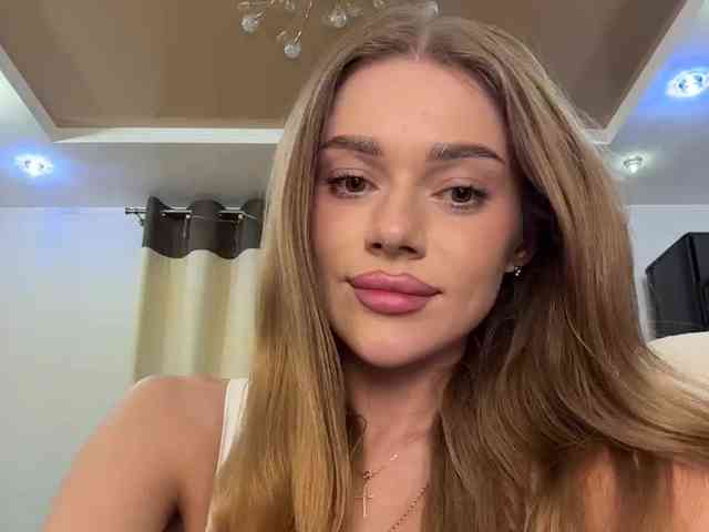 KATIOIIIA webcam