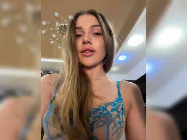 KATIOIIIA webcam