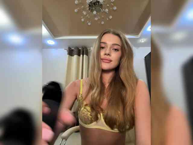 KATIOIIIA webcam