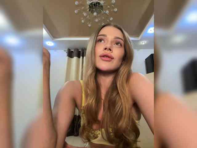 KATIOIIIA webcam
