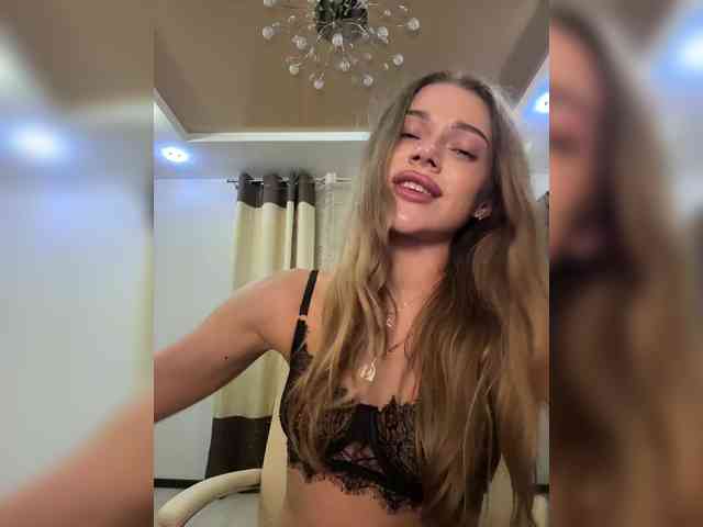 KATIOIIIA webcam