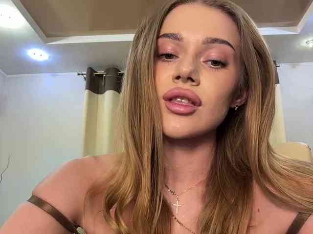 KATIOIIIA webcam