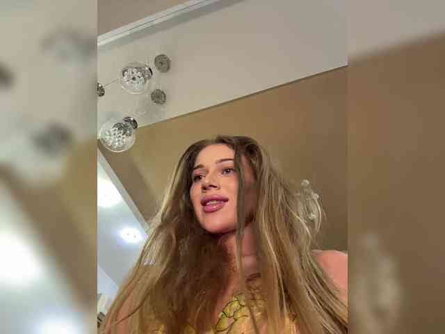 KATIOIIIA webcam