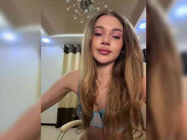 KATIOIIIA webcam