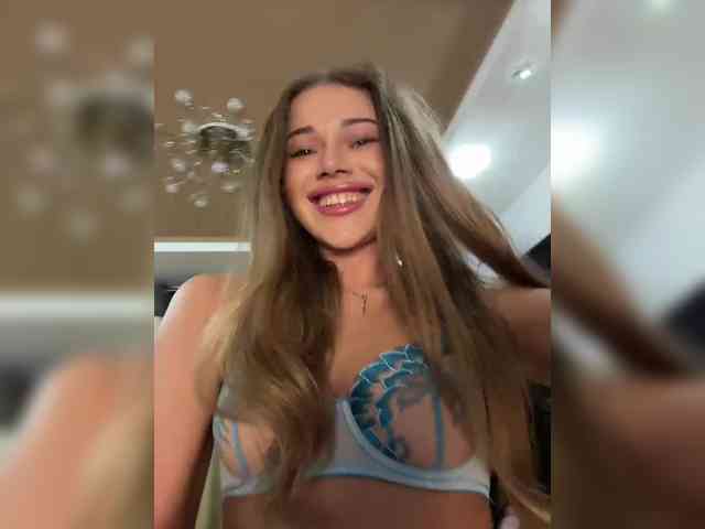 KATIOIIIA webcam