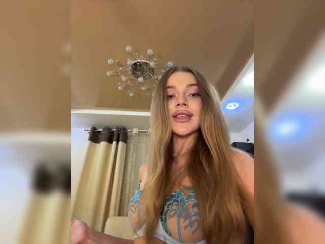 KATIOIIIA webcam