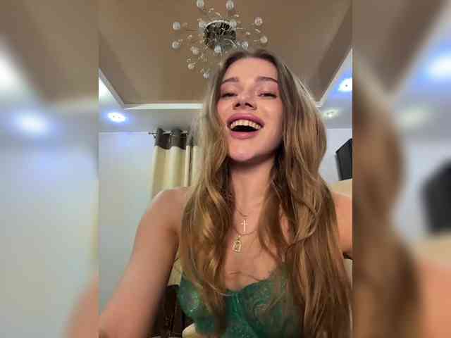KATIOIIIA webcam