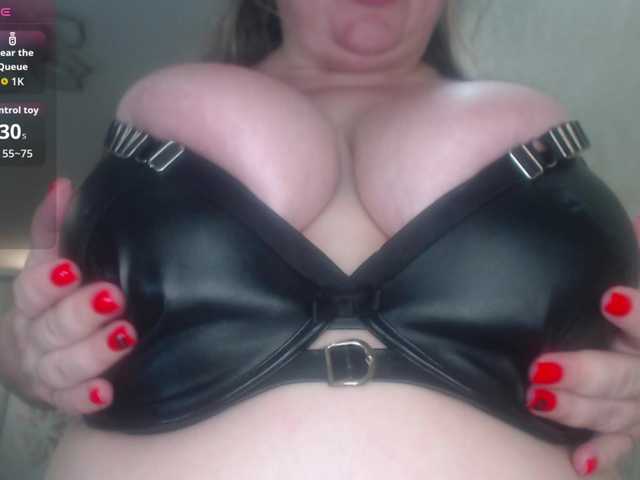 Spinners live cam on BongaCams
