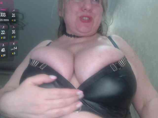 Spinners Live Webcam on BongaCams