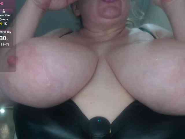 Spinners Live Webcam on BongaCams