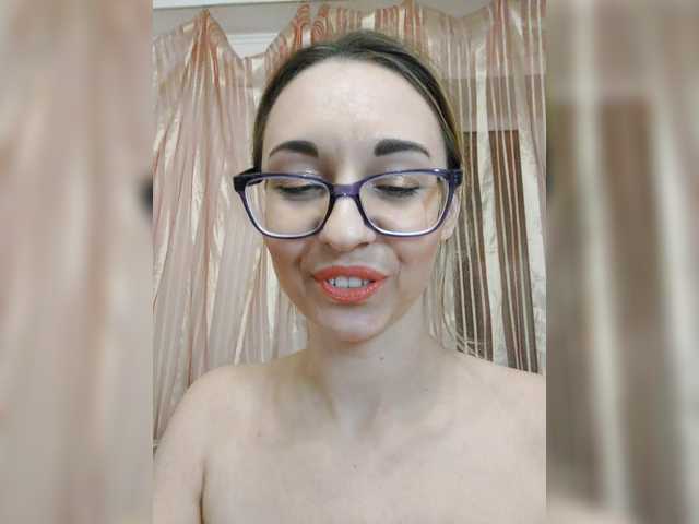 AngelNika live cam on BongaCams