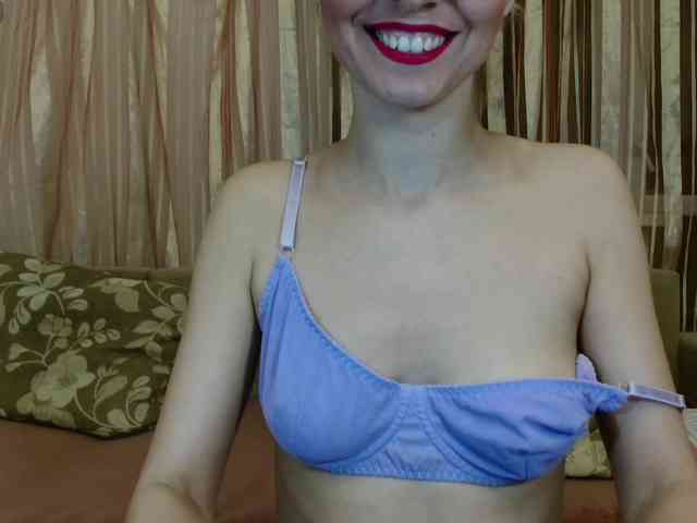 divakisss webcam