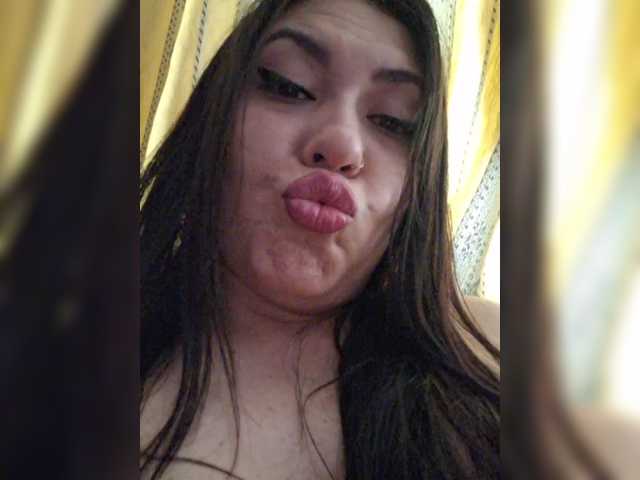 EdenaVega live cam on BongaCams