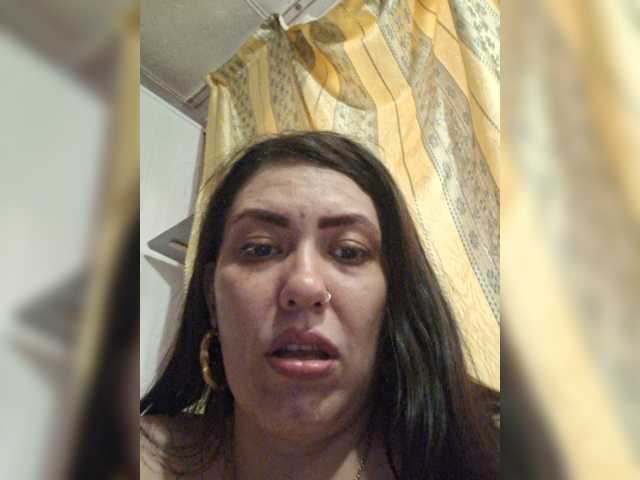 EdenaVega live cam on BongaCams