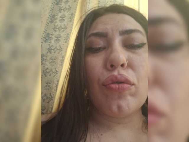 EdenaVega live cam on BongaCams
